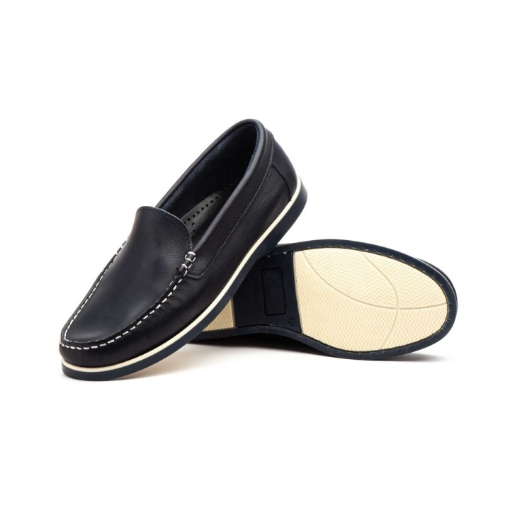 Atención todos los zapatos de caballero tienen una esponja gratis