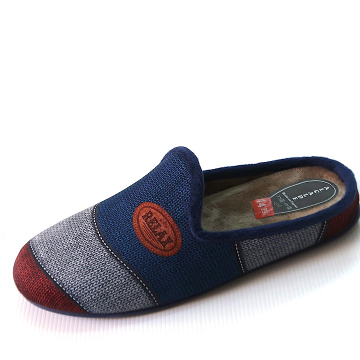 Zapatillas de caballero, súper calentitas fabricadas en Almansa