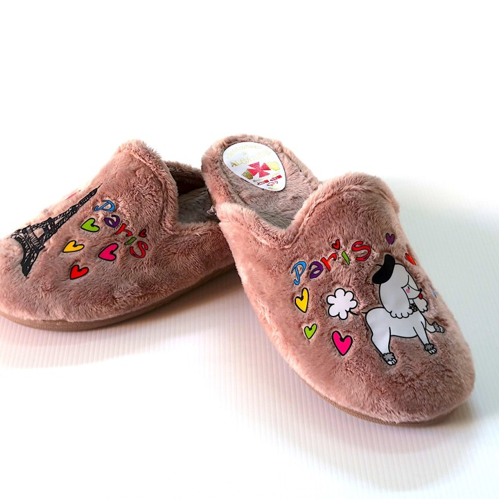 Hoy tienes aquí las zapatillas que tú estabas buscando las calentitas
