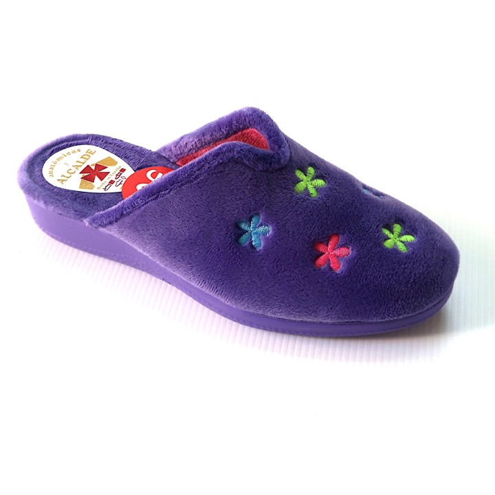 No, nunca ha visto zapatillas, aerodinámicas para estar por casa