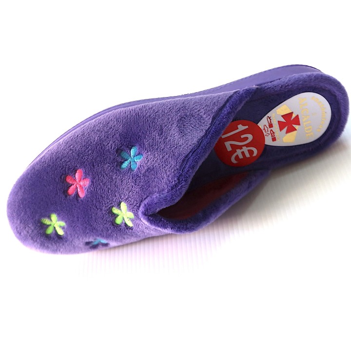 No, nunca ha visto zapatillas, aerodinámicas para estar por casa
