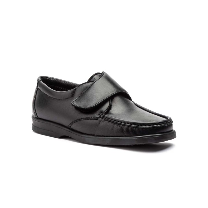CL-C330-negro-1.jpg.  jam.   Zapato muy cómodo para ponérselo y quitárselo porque tiene velcro